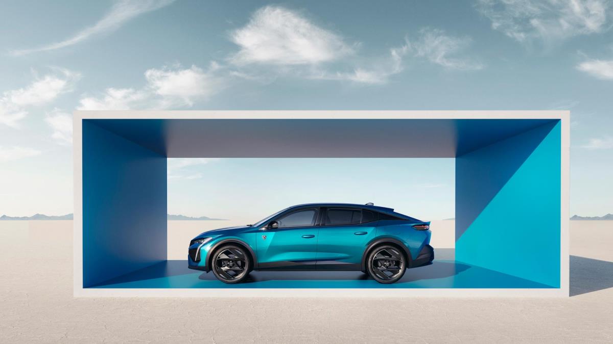 Peugeot 408 Fotoğrafları