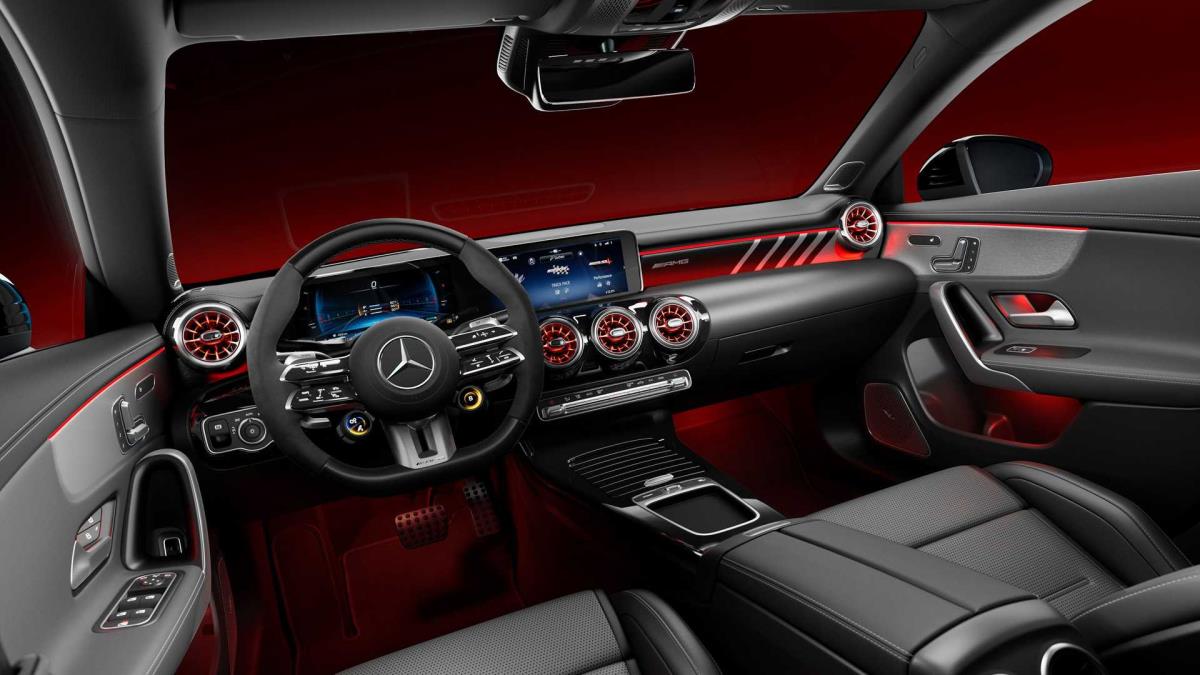 Mercedes CLA Shooting Brake Fotoğrafları