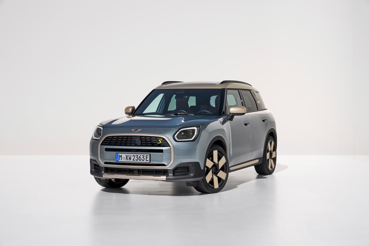 Mini Countryman E Fotoğrafları