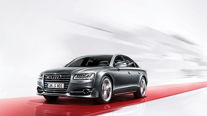 Audi S8 Fotoğrafları