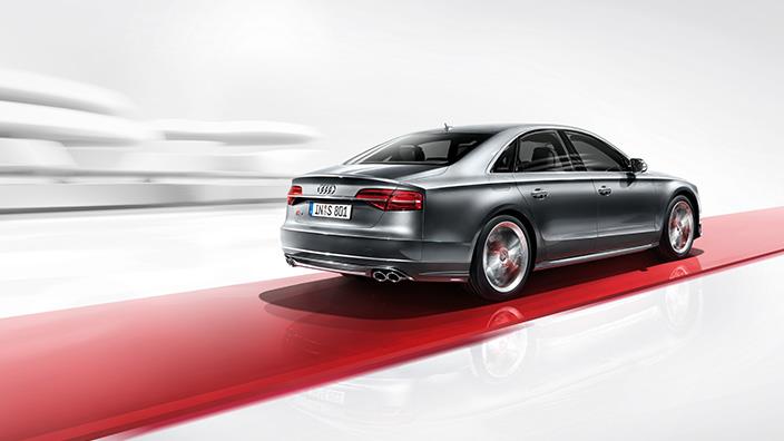 Audi S8 Fotoğrafları