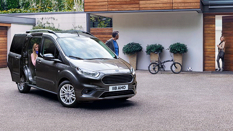 Ford Tourneo Courier Fotoğrafları