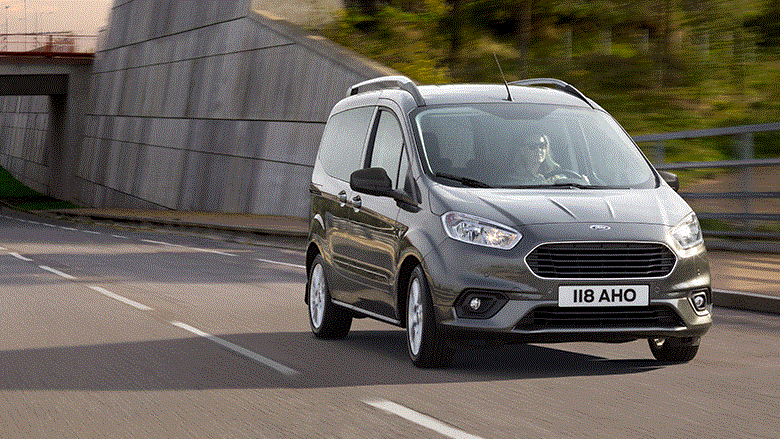 Ford Tourneo Courier Fotoğrafları