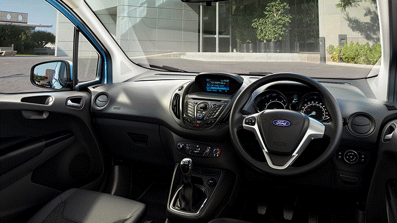 Ford Transit Courier Fotoğrafları