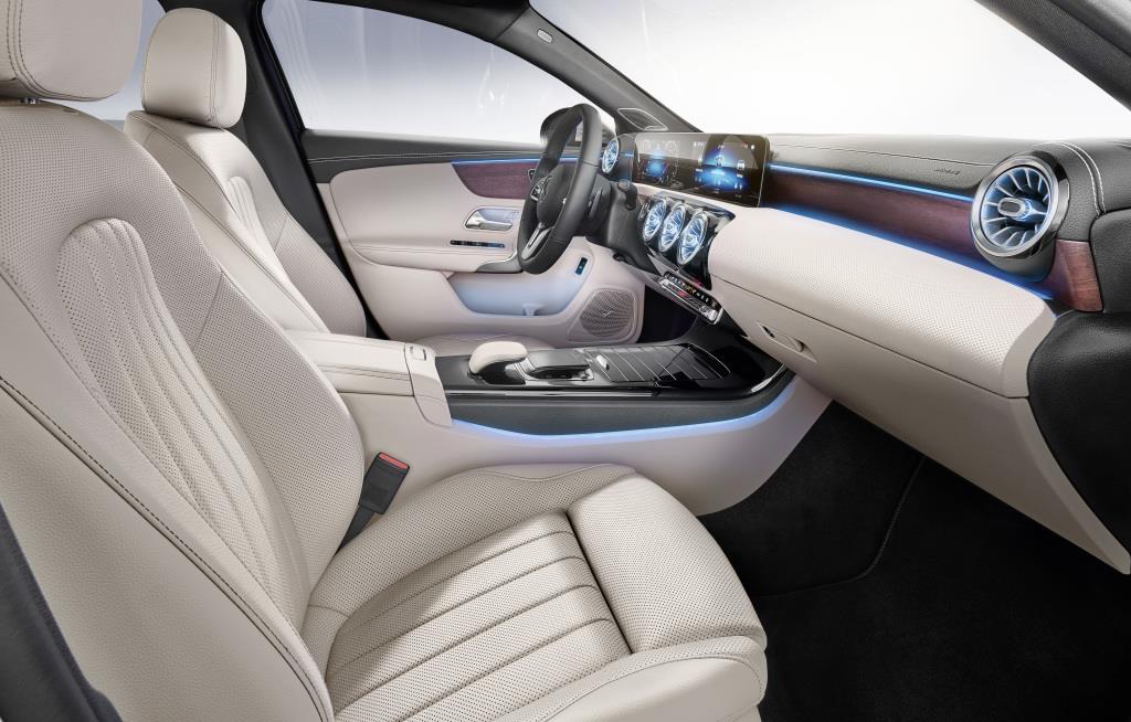 Mercedes A Serisi Sedan Fotoğrafları