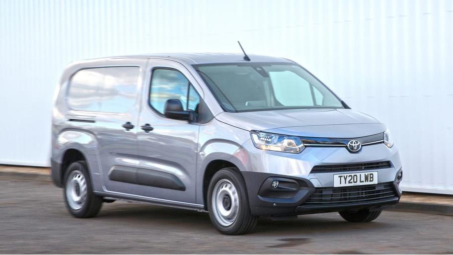 Toyota Proace City Cargo Fotoğrafları