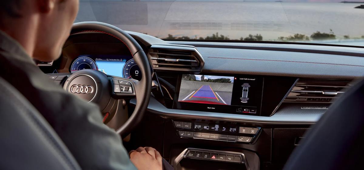 Audi S3 Sedan Fotoğrafları