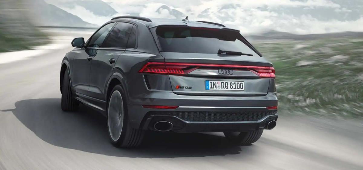 Audi RS Q8 Fotoğrafları