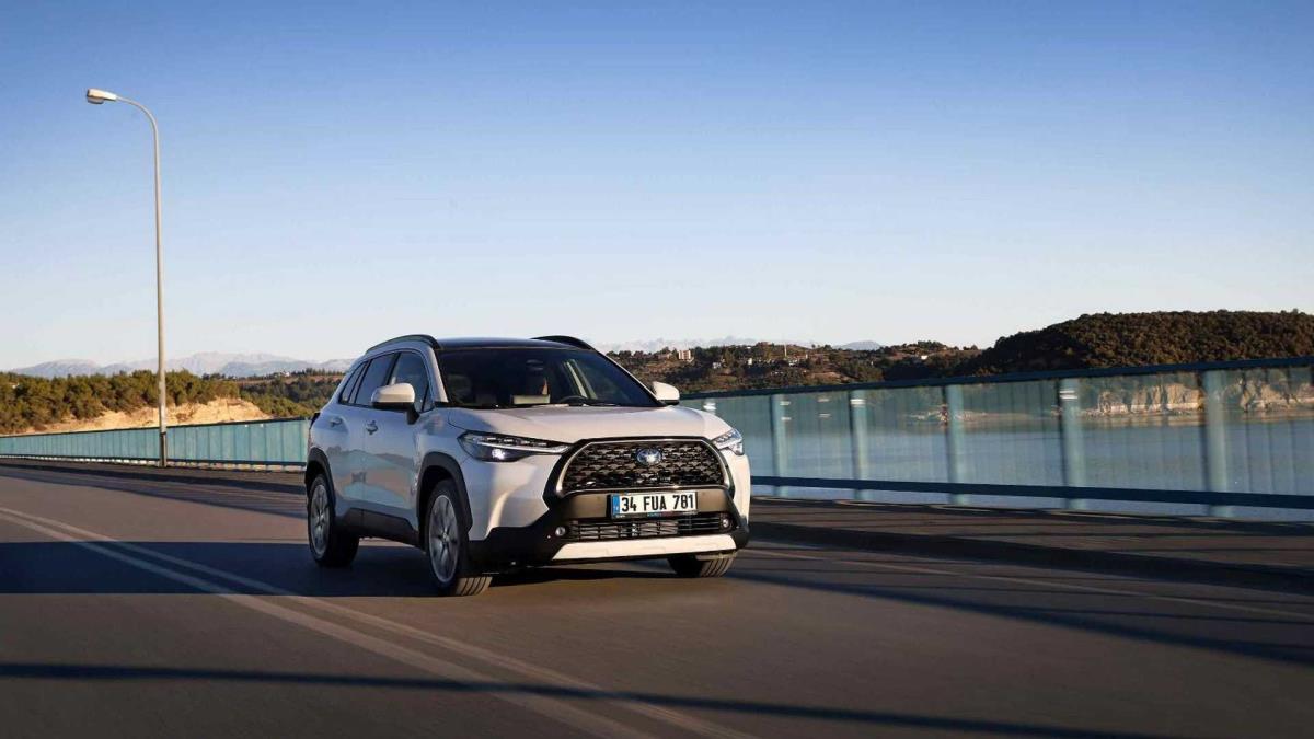 Toyota Corolla Cross Fotoğrafları